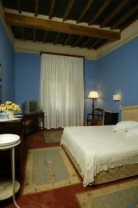 Residenza Palazzo Visdomini Bed & Breakfast Pietrasanta