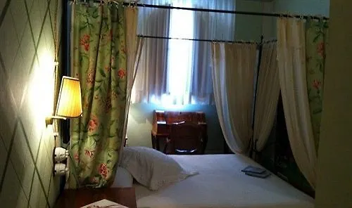 Bed and Breakfast Residenza Palazzo Visdomini Pietrasanta 5*,  Italien